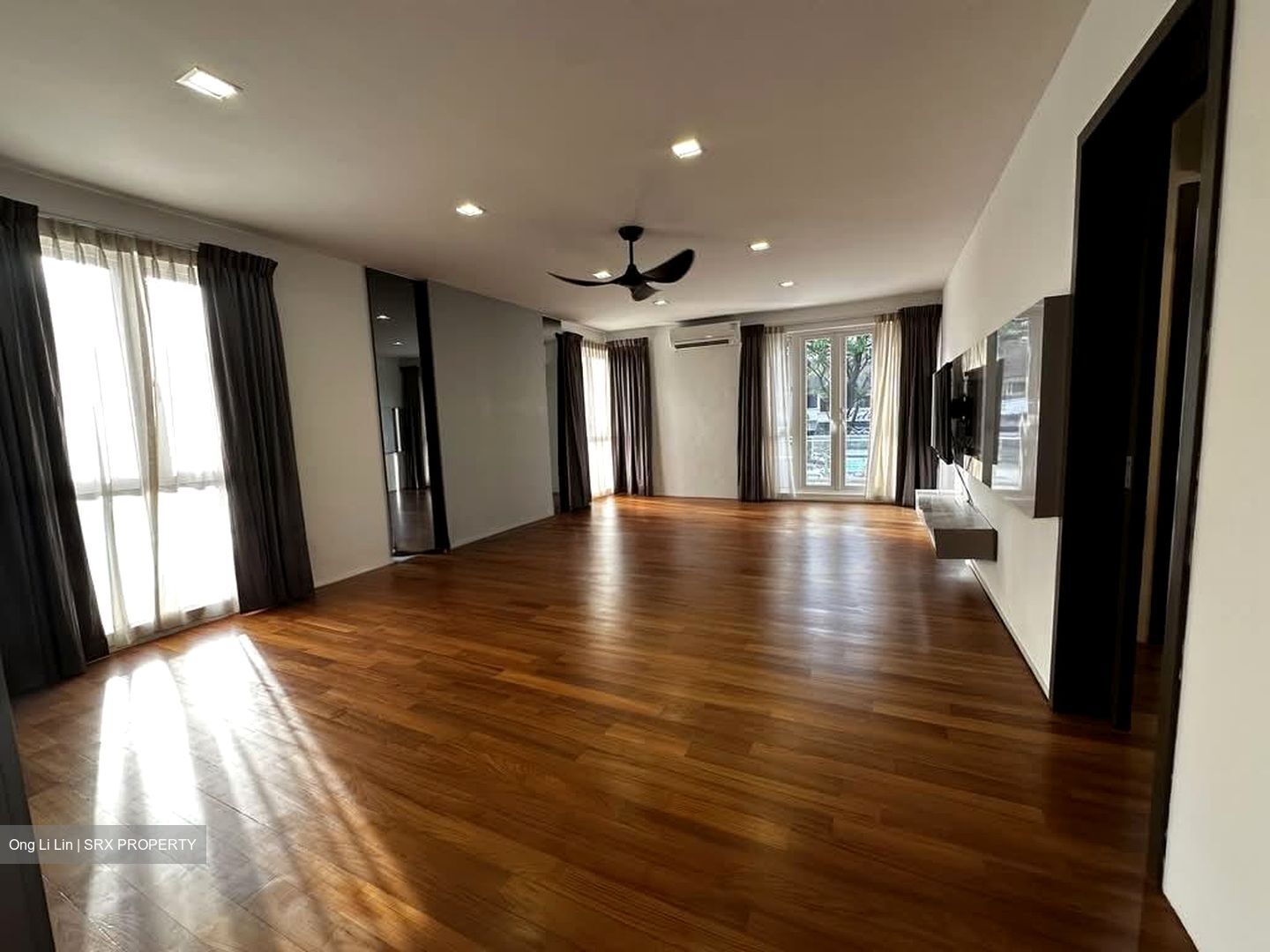 Seletar Hills Estate (D28), Semi-Detached #573591271